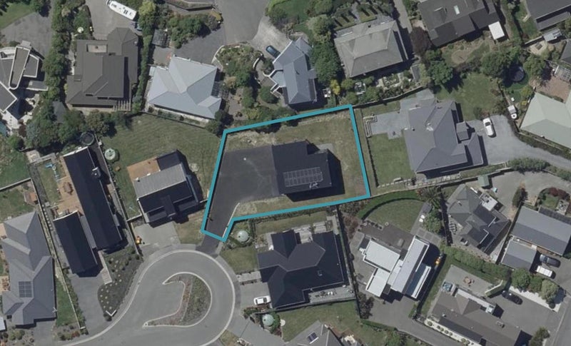 15 Dove Grove, Westmorland, Christchurch - Carousel 1