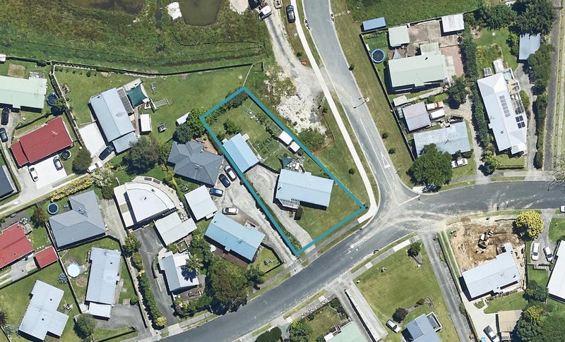 55 Jonathon Street, Brookfield, Tauranga - Carousel 1