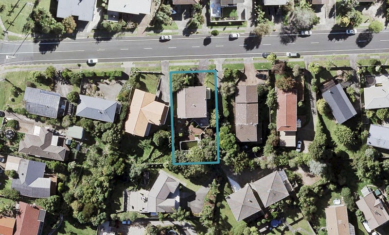 108 John Downs Drive, Browns Bay, Auckland - Carousel 1