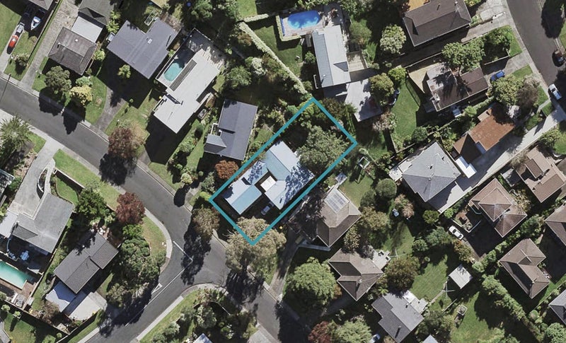 45 Lynden Avenue, Hillcrest, Auckland - Carousel 1