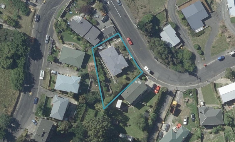 4 Roy Crescent, Concord, Dunedin - Carousel 1
