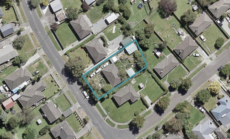 26 Davis Crescent, Elderslea, Upper Hutt - Carousel 1