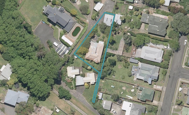 33 Taylor Street, Durie Hill, Whanganui - Carousel 1