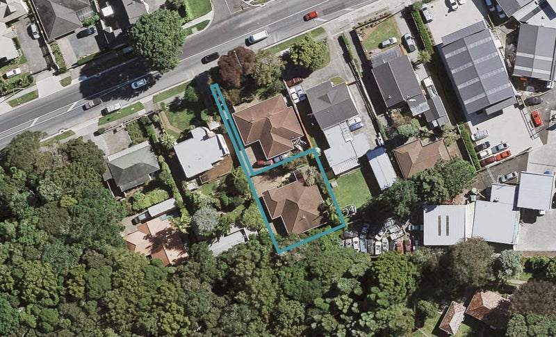 8B Beach Road, Pahurehure, Papakura - Carousel 1