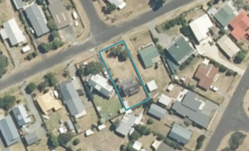 118 Weka Street, Whangamatā - Carousel 1