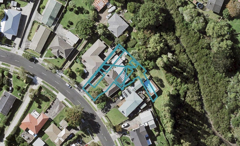 9/32 Ennis Avenue, Pakuranga Heights, Auckland - Carousel 1
