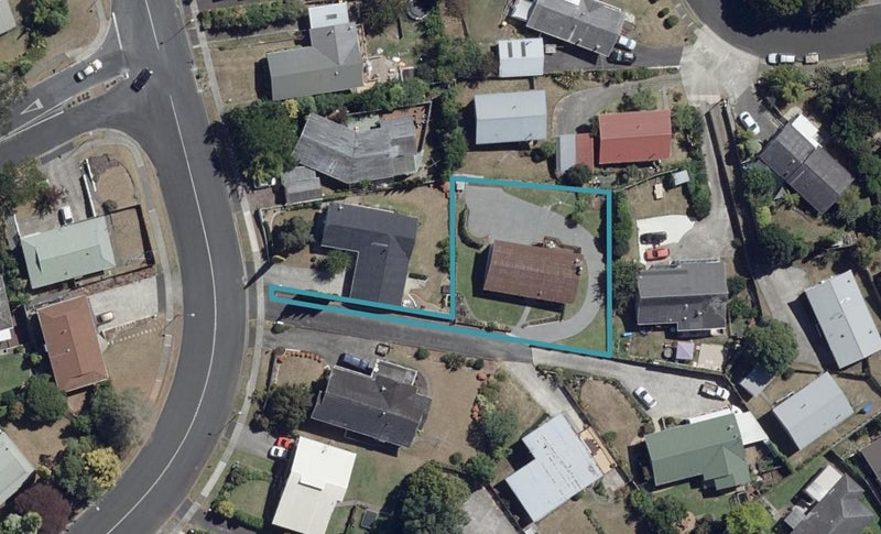67 Poaka Avenue, Dinsdale, Hamilton - Carousel 1