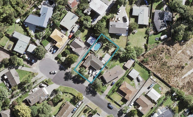 21 Coey Place, Glen Eden, Auckland - Carousel 1