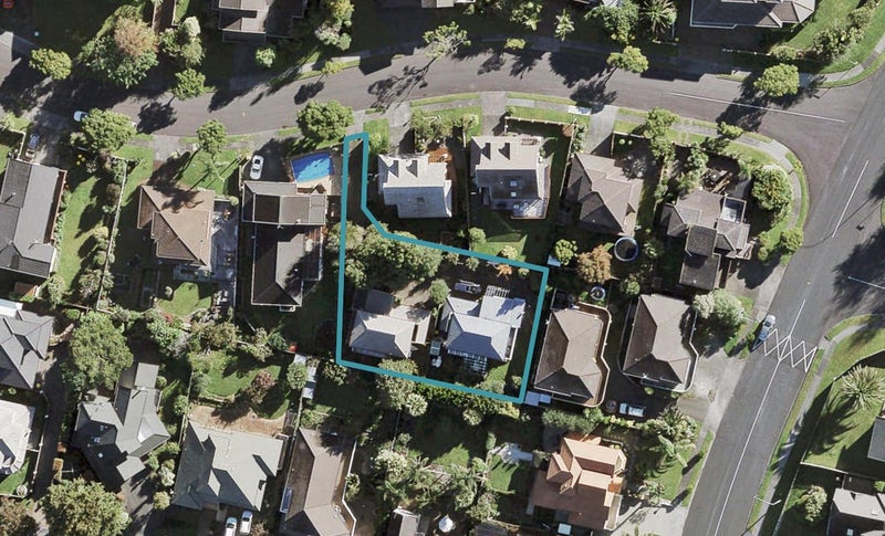 6 GLUCINA Avenue, West Harbour, Auckland - Carousel 1