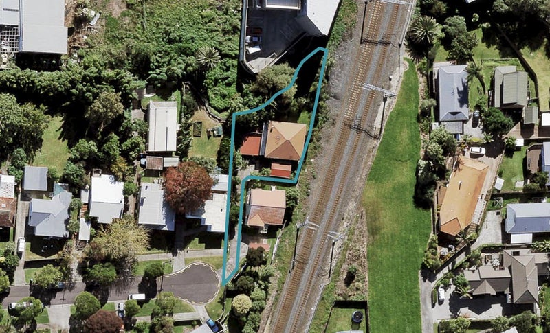 18B Ahiriri Avenue, Avondale, Auckland - Carousel 1