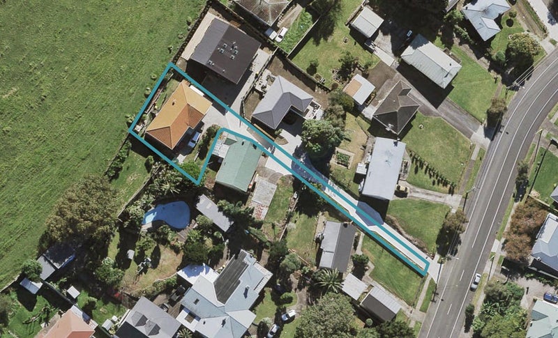 58B Mountain Road, Mangere Bridge, Auckland - Carousel 1