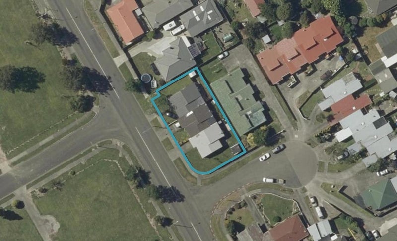 81 Botanical Road, Takaro, Palmerston North - Carousel 1