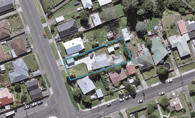 375 Carrington Street, Upper Vogeltown, New Plymouth - Carousel 1