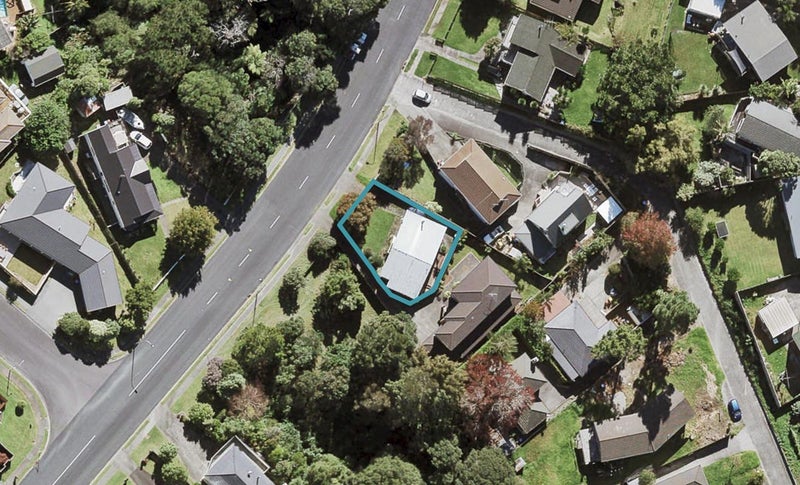 24 Halsey Drive, Lynfield, Auckland - Carousel 1