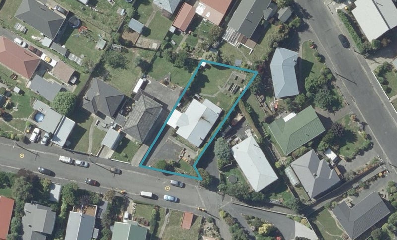 9 Traquair Street, Corstorphine, Dunedin - Carousel 1