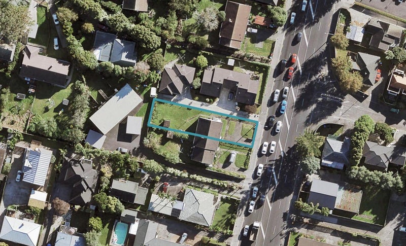1563 Great North Road, Waterview, Auckland - Carousel 1