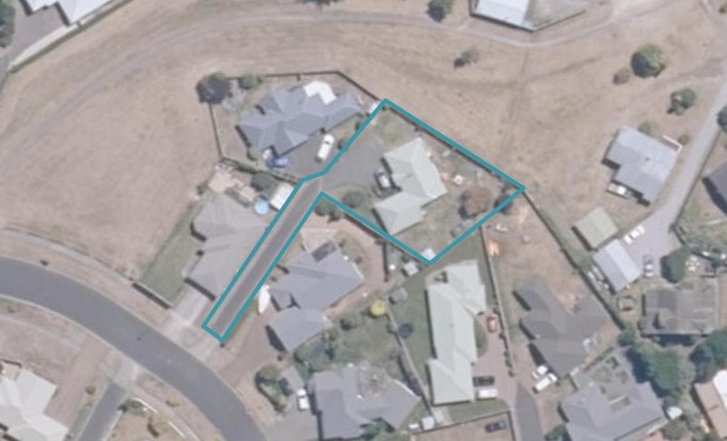 23 Balmoral Drive, Hilltop, Taupo - Carousel 1