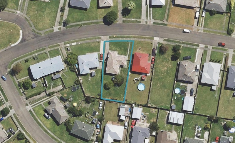 19 Cavendish Crescent, Outer Kaiti, Gisborne - Carousel 1