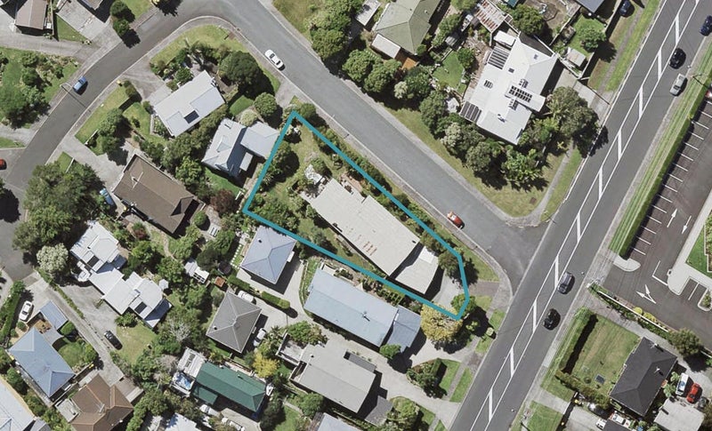 310 Sunset Road, Windsor Park, Auckland - Carousel 1