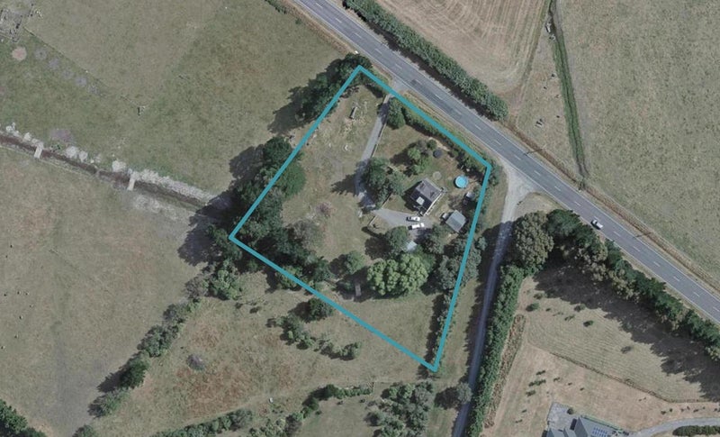 224 State Highway 53, South Featherston - Carousel 1