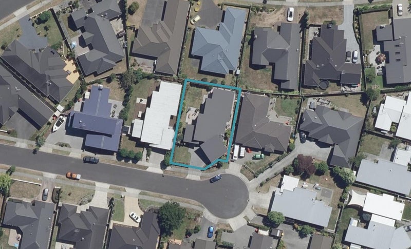 7 Margrain Close, Huntington, Hamilton - Carousel 1