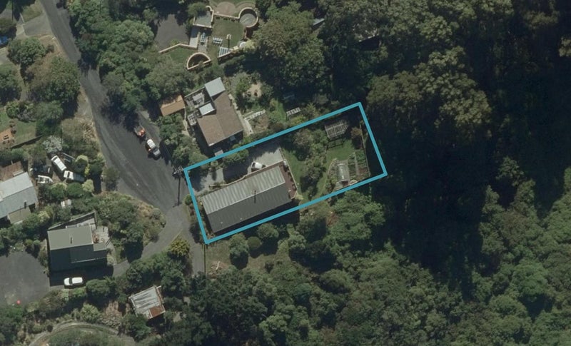 39 Frances Street, Broad Bay, Dunedin - Carousel 1
