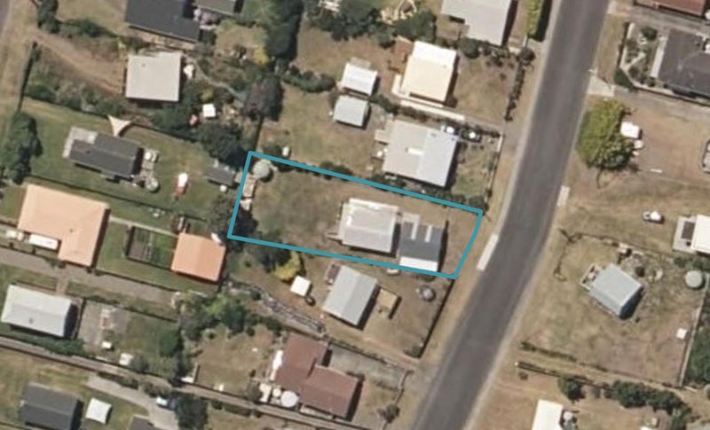 69 Kahukura Avenue, Waitarere Beach, Levin - Carousel 1