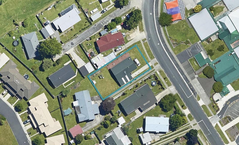 95 Aquarius Drive, Kawaha Point, Rotorua - Carousel 1