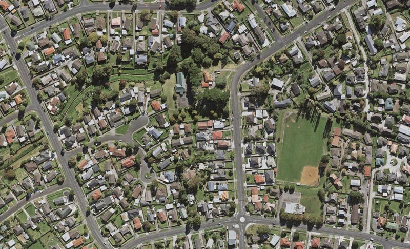 2/61 Hillside Road, Papatoetoe, Auckland - Carousel 1