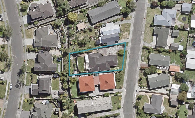 17 Roband Crescent, Brown Owl, Upper Hutt - Carousel 1