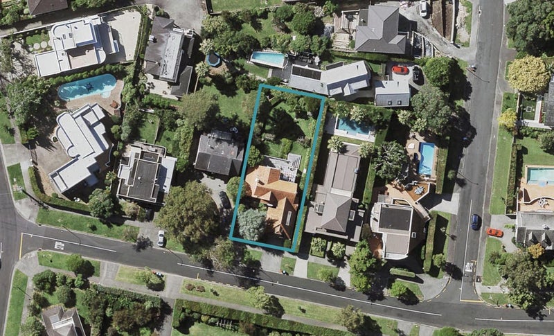 90 Godden Crescent, Mission Bay, Auckland - Carousel 1