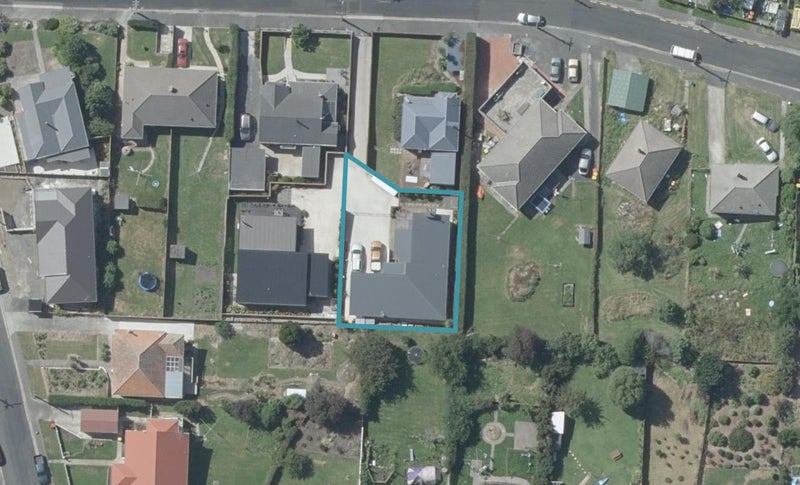 7A Derby Street, Green Island, Dunedin - Carousel 1