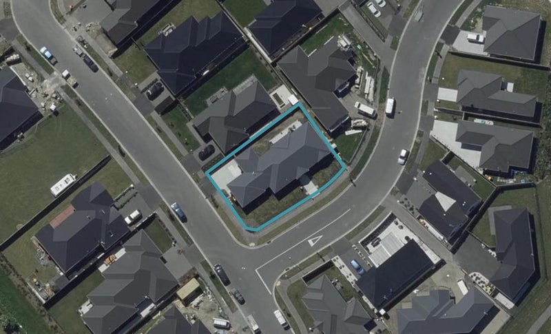1 Luxembourg Crescent, Halswell, Christchurch - Carousel 1