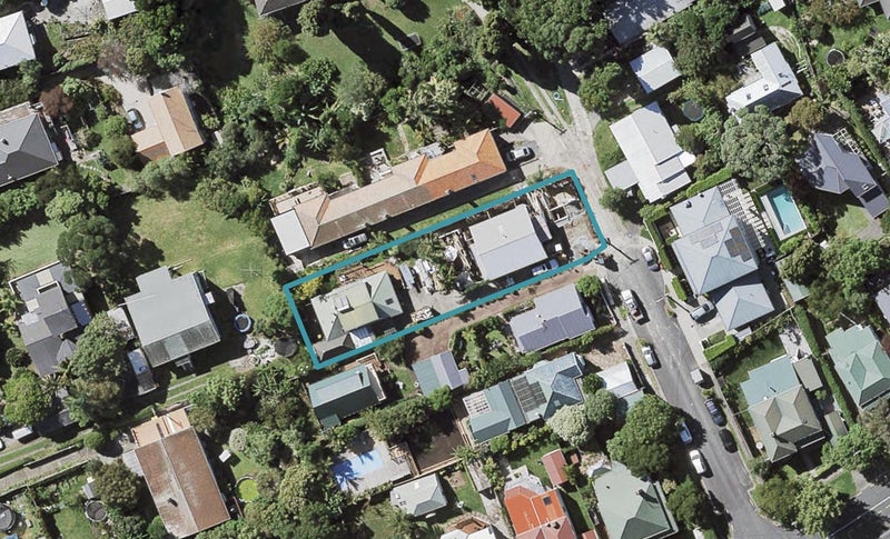 1/5 Everest Street, Devonport, Auckland - Carousel 1