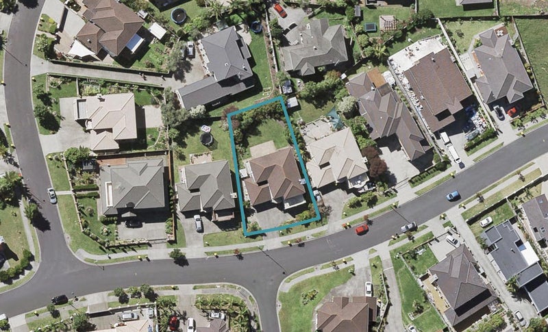97 Killybegs Drive, Pinehill, Auckland - Carousel 1