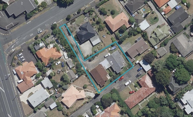 1/29A Maeroa Road, Beerescourt, Hamilton - Carousel 1