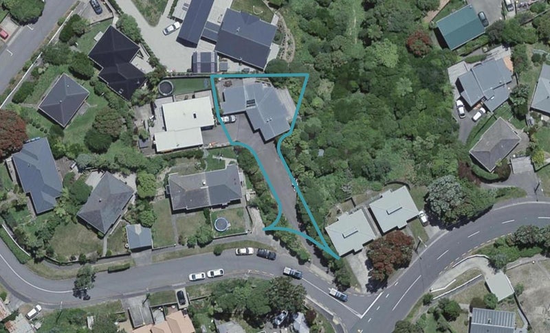 2 Bankot Crescent, Ngaio, Wellington - Carousel 1