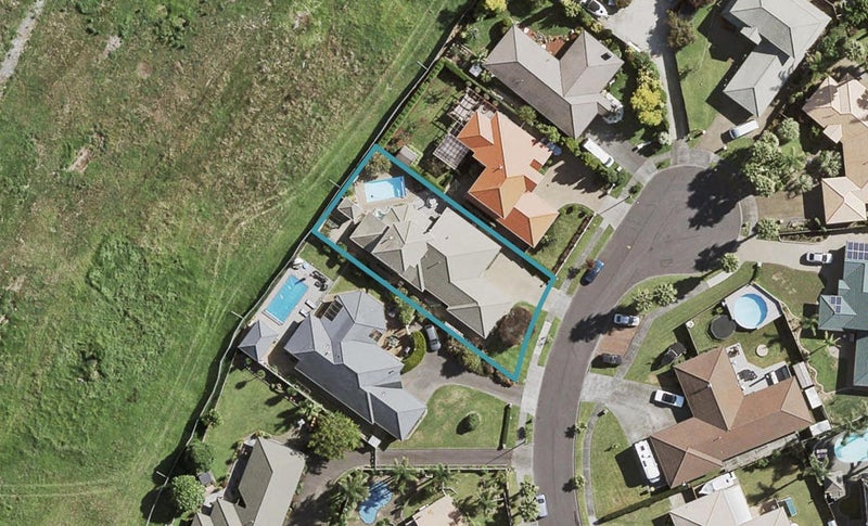 20 Aristoy Close, Conifer Grove, Takanini - Carousel 1