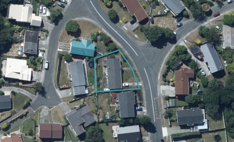 106 Leeward Drive, Whitby, Porirua - Carousel 1