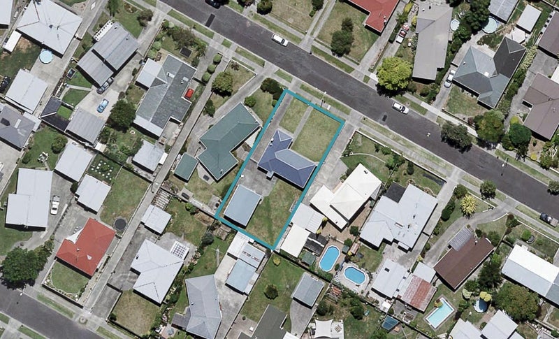 11 Southwark Avenue, Tamatea, Napier - Carousel 1