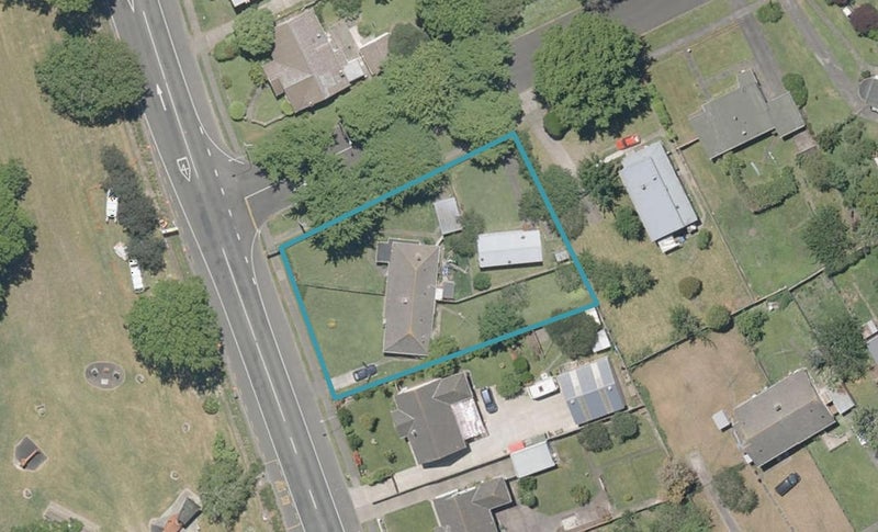 106 Anzac Parade, Whanganui East, Whanganui - Carousel 1