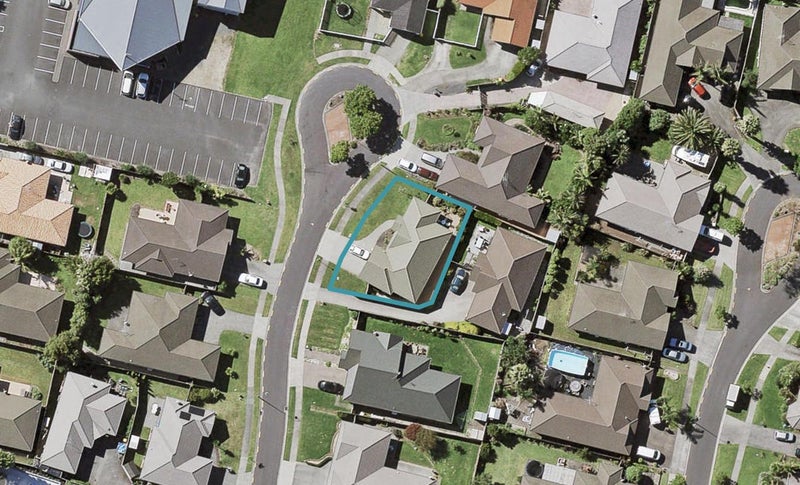 11 Magee Place, East Tamaki Heights, Auckland - Carousel 1