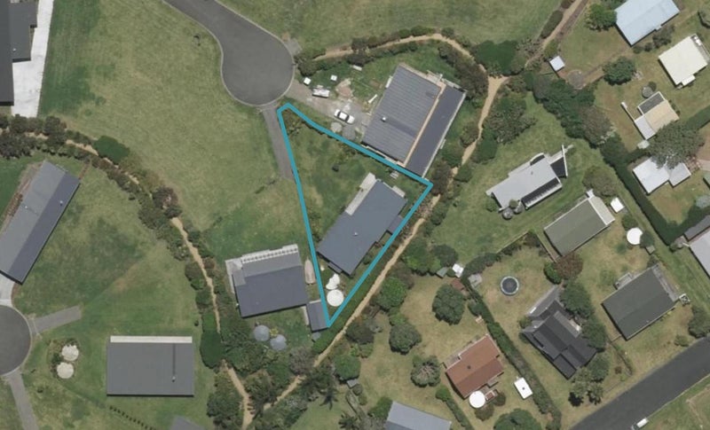 14 Edgewater Place, Matapouri, Whangārei - Carousel 1