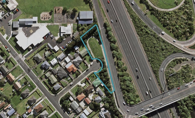 12 Sterling Street, Ōtara, Auckland - Carousel 1