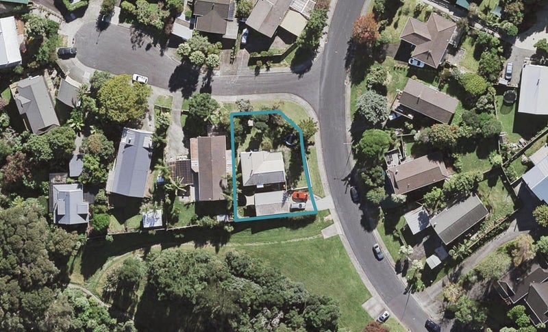2 Standish Place, Bayview, Auckland - Carousel 1
