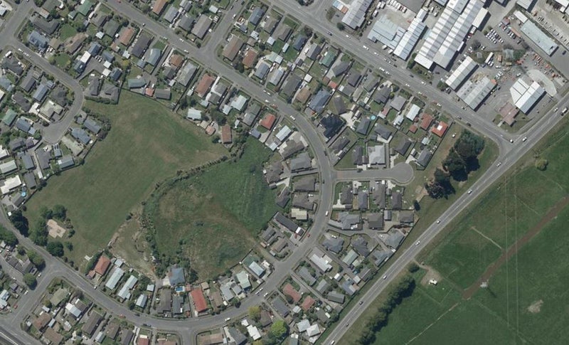 44 Bayswater Crescent, Bromley, Christchurch - Carousel 1