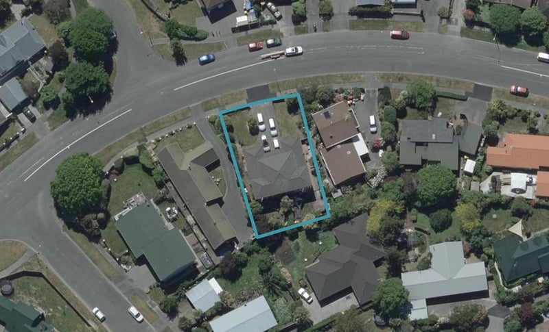2/22 Lakewood Drive, Burwood, Christchurch - Carousel 1