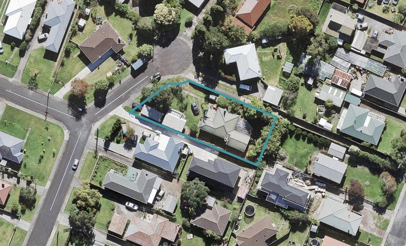 3 Hurley Place, Kelston, Auckland - Carousel 1