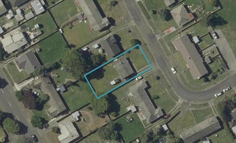 10 Raleigh Street, Awapuni, Palmerston North - Carousel 1