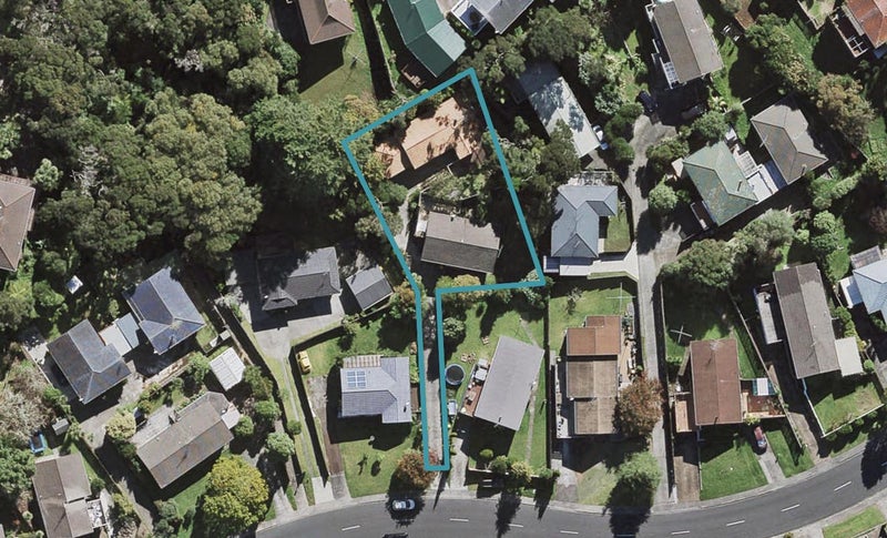 1/21 Contessa Drive, Glenfield, Auckland - Carousel 1
